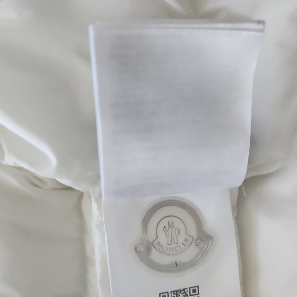 Kids Moncler vest - Picture 4 of 8